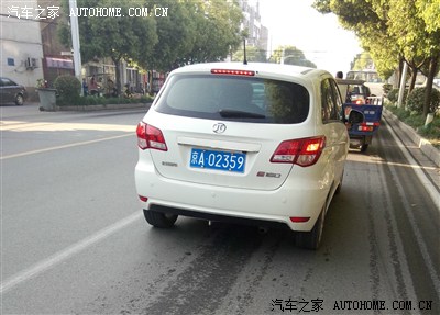 在小地方看到这个京A的车牌觉得很新鲜!_北京