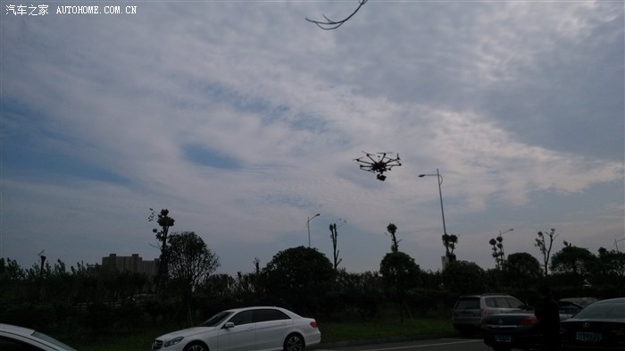 请教个事一一方向机卡顿!