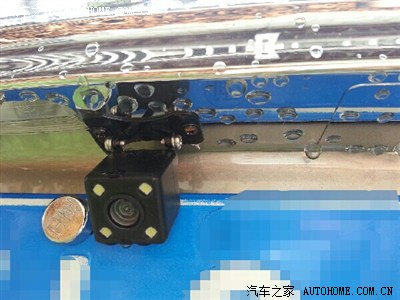 C4L倒车影像的摄像头安装在什么位置,不能隐