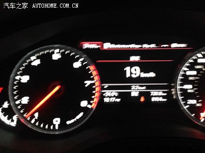 美规奥迪A7汉化中文导航 加装原厂倒车影像 刷