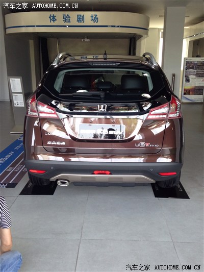 纳智杰U6-离理想更进一步。朋友们还在为1.8T