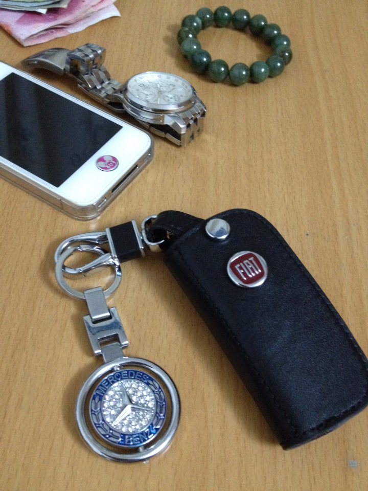 求安慰,媳妇处女刮…媳妇儿开车暴菊的士…