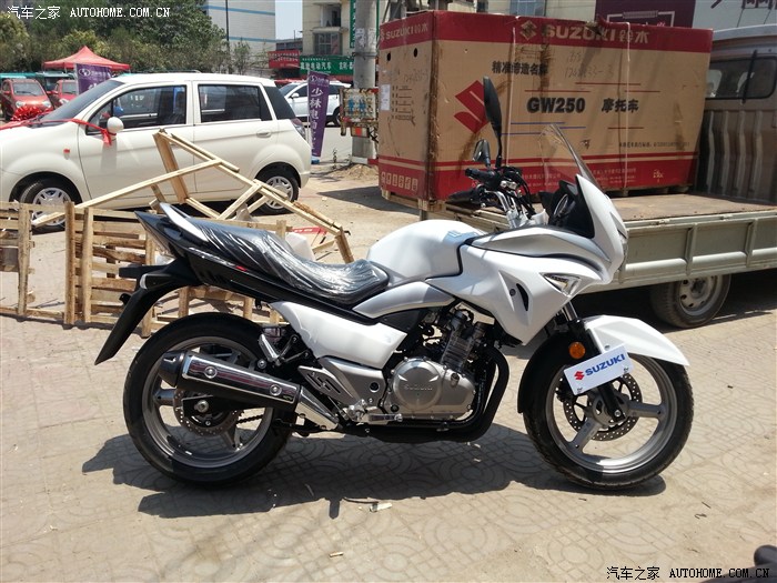 【图】Gw250s冰川白提车作业!