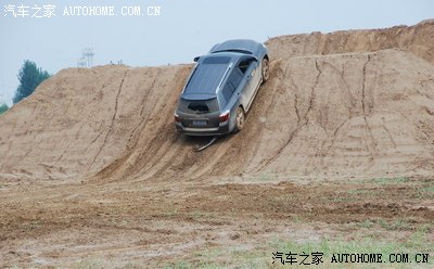 难以相信!2.7大汉爬坡!