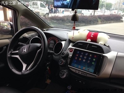 飞度3改装iPad 屏幕导航~新发现!