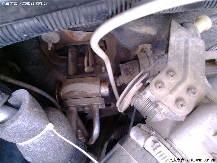 【图】空调的膨胀阀经常有油渍怎么回事啊?_