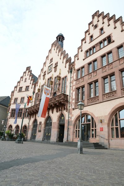 歹妹子陪我游欧洲 乌鲁木齐直飞 上篇