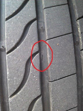 这几天要跑长途各位大侠帮忙看看轮胎这样了需