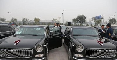 开会了放假了是不是一半的公司都放假呀!不放