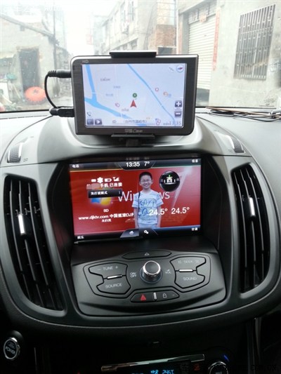 有在出风口安装手机或导航支架的吗?