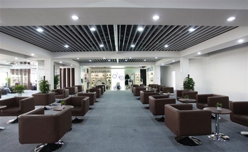 【离家最近--济南万宝行宝马维修中心_济南万