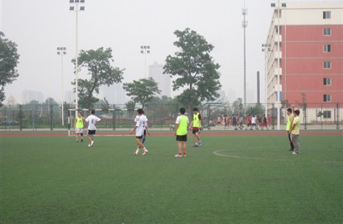 【唐山中宝mini足球赛激动第一 比赛第二_唐
