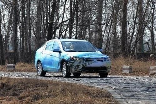 【图】大连华菱东南汽车V5菱致车身碰撞测试