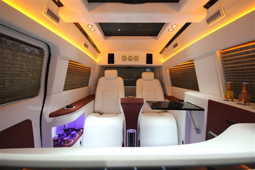 【图】奔驰商务高贵奢华座驾V9威霆4座小房车