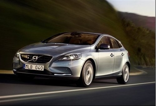 全新沃尔沃V40对比奔驰A级的竞争优势