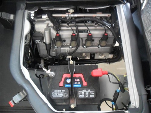 【图】五菱荣光加长版 搭载新型发动机到店