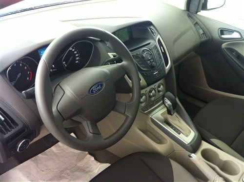 【图】中级车市场的引领者 福特新福克斯_中国