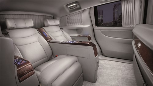 纳智捷CEO创领新格局  售价39.8万元起广告