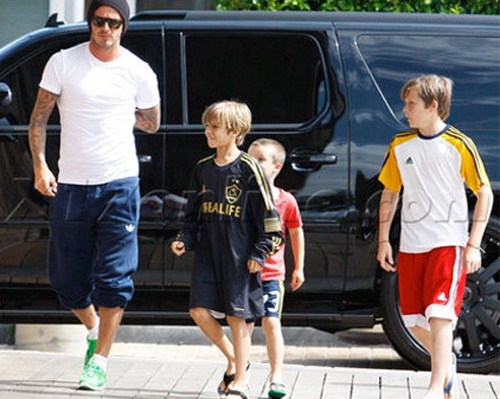 【图】贝克汉姆的凯迪拉克全尺寸SUV凯雷德_汽车之家