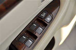 华泰 华泰汽车 华泰B11 2011款 1.8T 手动舒适汽油版