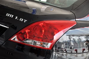 华泰 华泰汽车 华泰B11 2011款 1.8T 手动舒适汽油版
