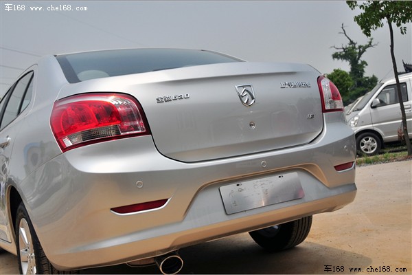 宝骏 上汽通用五菱 宝骏630 2011款 1.8L 手动基本型