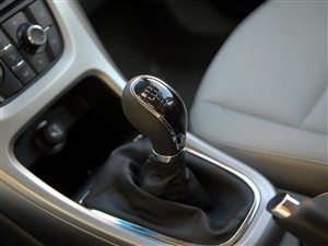 别克 通用别克 英朗 2010款 XT 1.6L 手动进取版