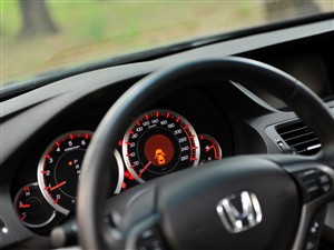 本田 东风本田 思铂睿 09款 2.4 TYPE-S NAVI