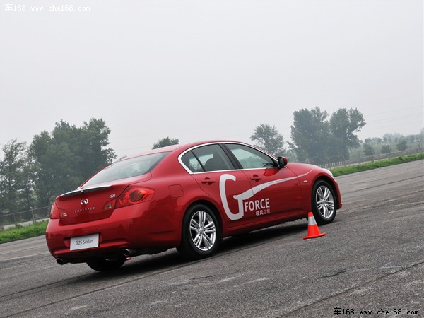 英菲尼迪 英菲尼迪 英菲尼迪G系 2010款 G25 Sedan 豪华运动版