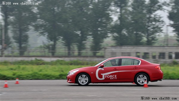 英菲尼迪 英菲尼迪 英菲尼迪G系 2010款 G25 Sedan 豪华运动版