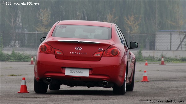 英菲尼迪 英菲尼迪 英菲尼迪G系 2010款 G25 Sedan 豪华运动版