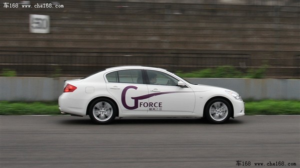 英菲尼迪 英菲尼迪 英菲尼迪G系 2010款 G25 Sedan 豪华运动版