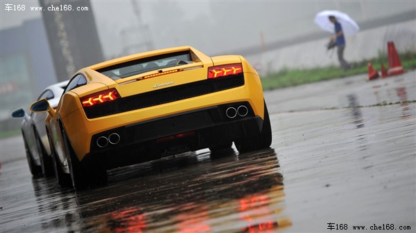 兰博基尼 兰博基尼 Gallardo 2010款 5.2 LP550-2