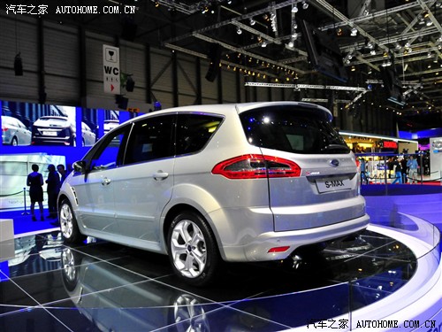 增加LED车灯 福特S-MAX车展正式发布 汽车之家