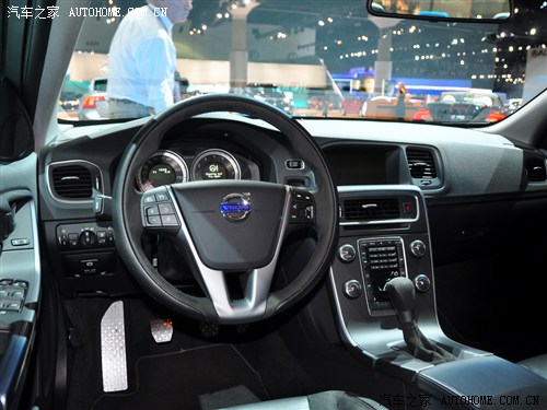 ȫRAV4I(lng) ɼ܇չװl(f)܇R ܇֮