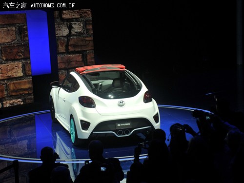 ɼ܇չF(xin)Veloster C3 Roll Top ܇֮