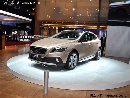 2012賵չ:ֶV40 Cross Country ֮