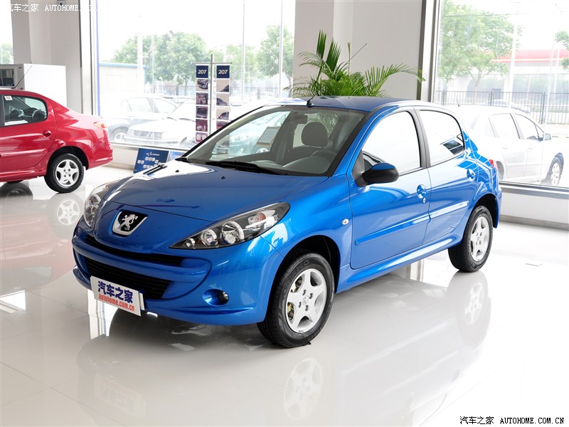 东风标致 标致207 2011款 两厢 1.4L 手动驭乐版 车身外观1162796 点击进入下一页 东风标致 标致207 2011款 两厢 1.4L 手动驭乐版 车身外观1162796 点击进入下一页