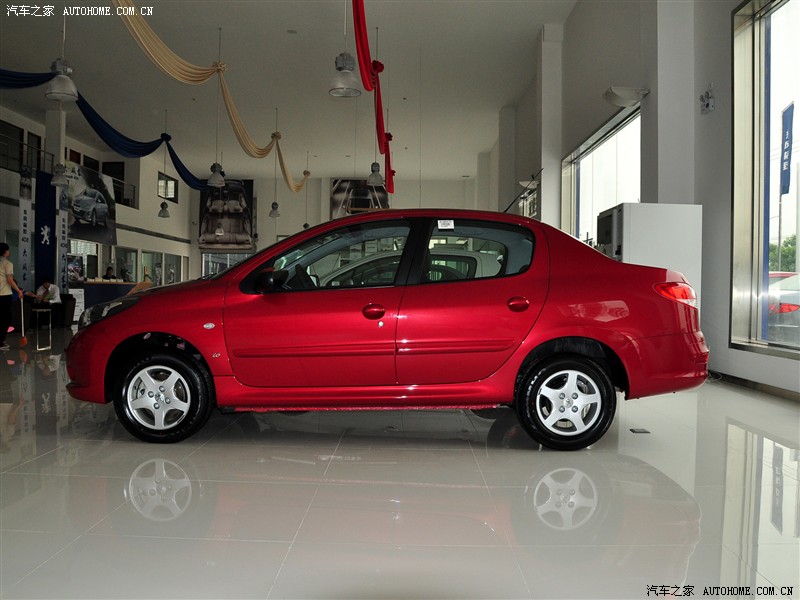 东风标致 标致207 2011款 1.6L 手动驭乐版 车身外观1162030 点击进入下一页 东风标致 标致207 2011款 1.6L 手动驭乐版 车身外观1162030 点击进入下一页