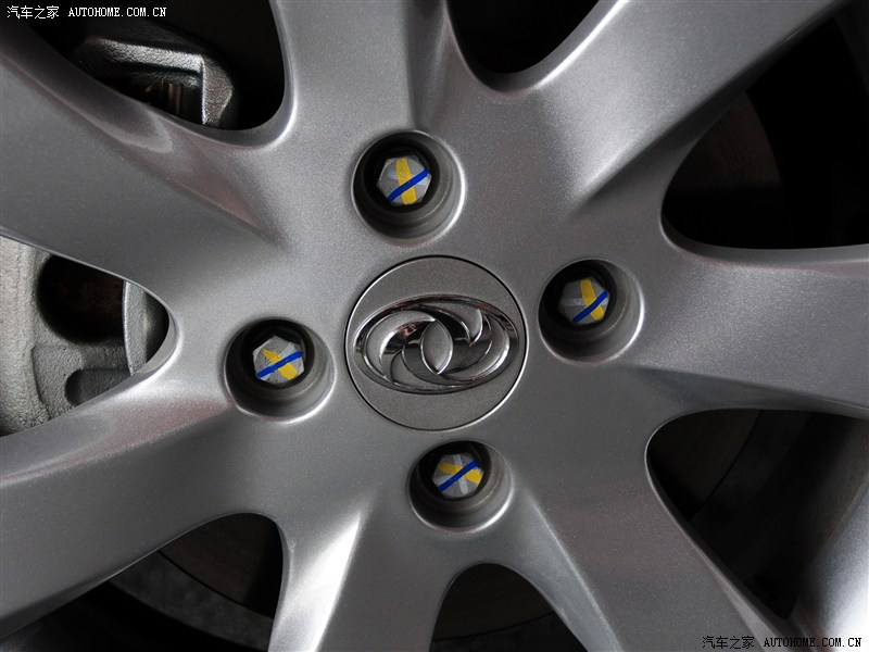 【图解图片_天津鹏峰顺驰风神A60图片】