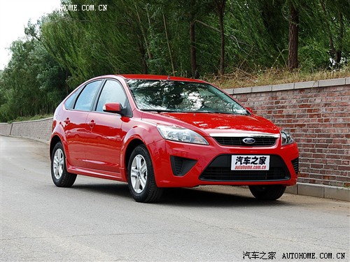 福特 长安福特 福克斯 09款 两厢1.8 mt舒适型
