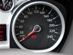 【福克斯经典型优惠9000元 送保险和礼包_邯