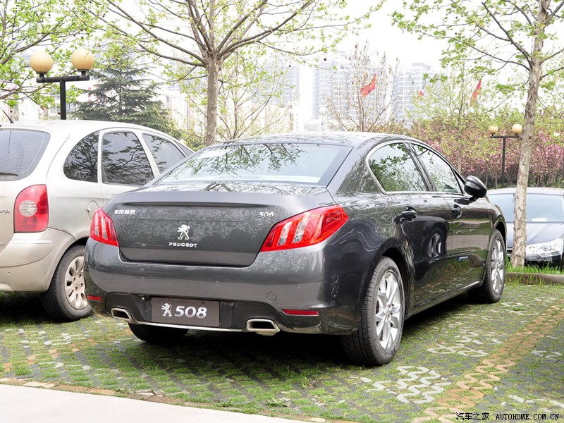 东风标致 标致508 2011款 基本型 车身外观1093590 点击进入下一页 东风标致 标致508 2011款 基本型 车身外观1093590 点击进入下一页