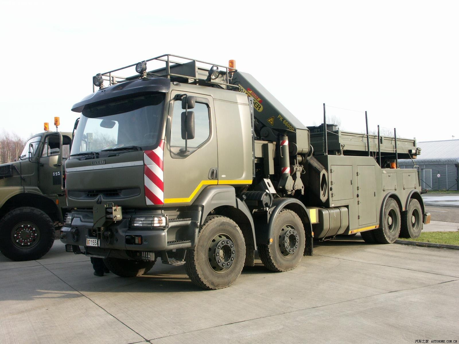 法国雷诺专供法国国防军系列军用卡车