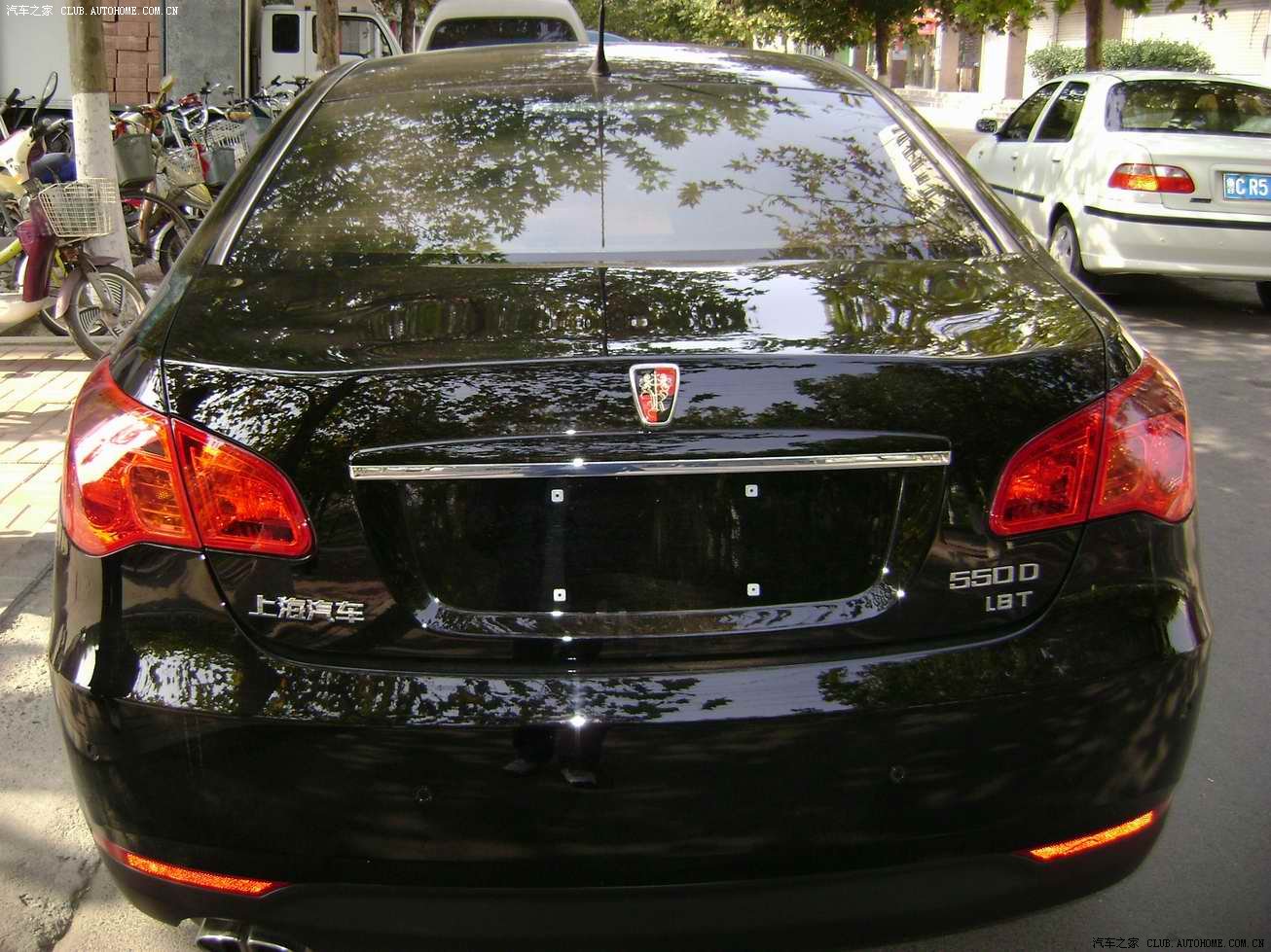 荣威550黑色品逸一周试驾作业继续完成