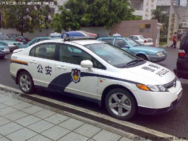 东本思域警车挺帅的