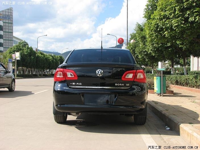 黑色新宝来1400公里感受及贴膜效果