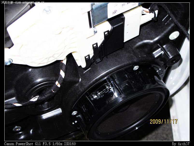 nEO_IMG_IMG_0073_光影_1

点击图片看下一张