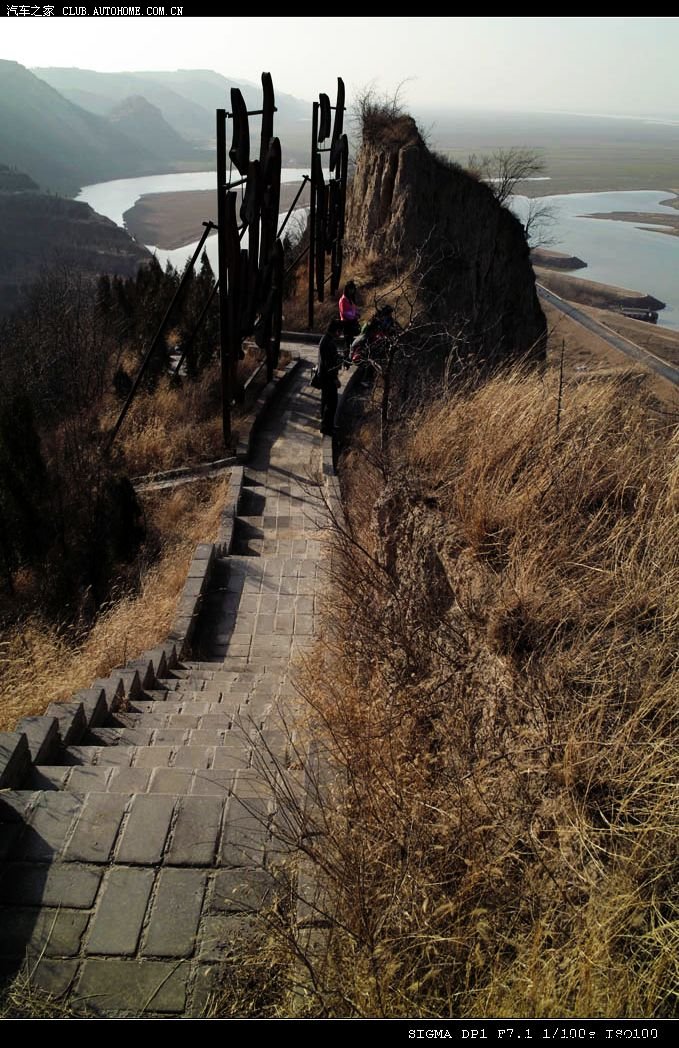 鸿沟是公元前203年刘邦,项羽楚汉争雄时的古战场.