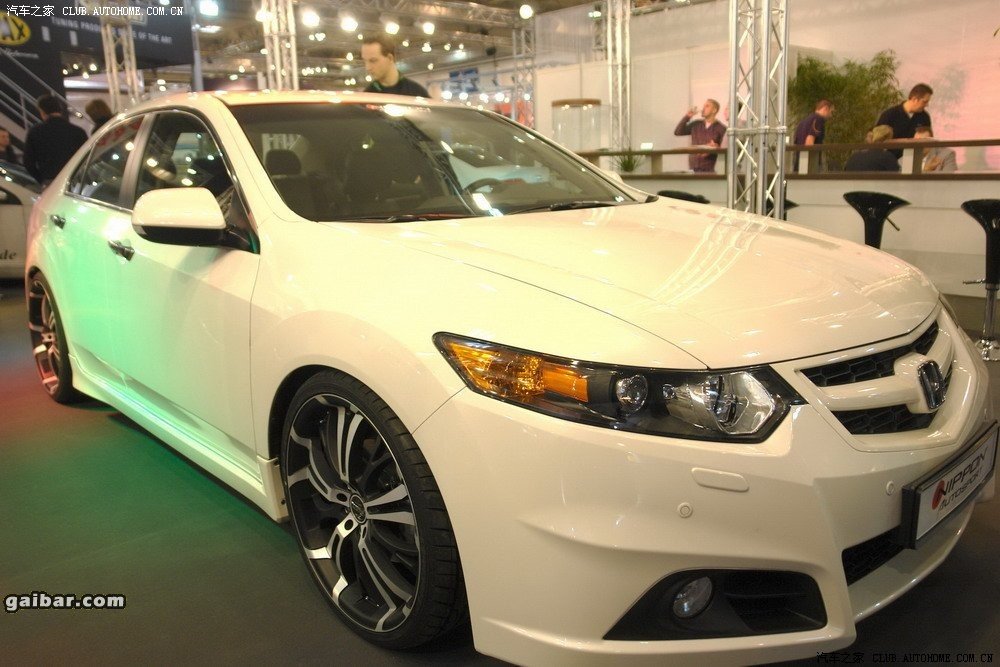 essen motor show上的 雅阁欧洲改装版